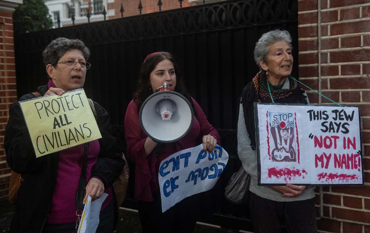 British and Israeli Jews protest outside the residence of the Israeli ambassador on October 20, 2023, in London, England.