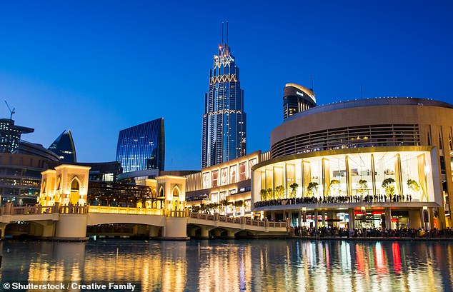 Die „Dubai Mall“ gibt an, mit 105 Millionen Besuchern im Jahr 2023 der meistbesuchte Ort der Welt zu sein