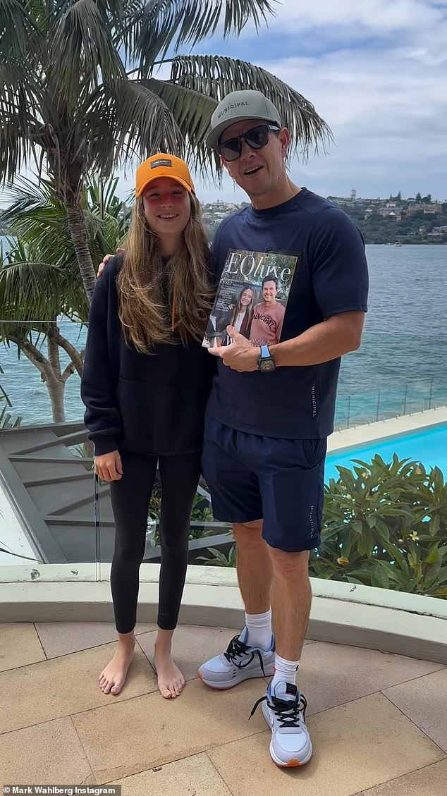 Mark Wahlberg hatte diese Woche einen „Stolz-Papa-Moment“, als er das erste gemeinsame Magazin-Cover von ihm und seiner 14-jährigen Tochter Grace feierte