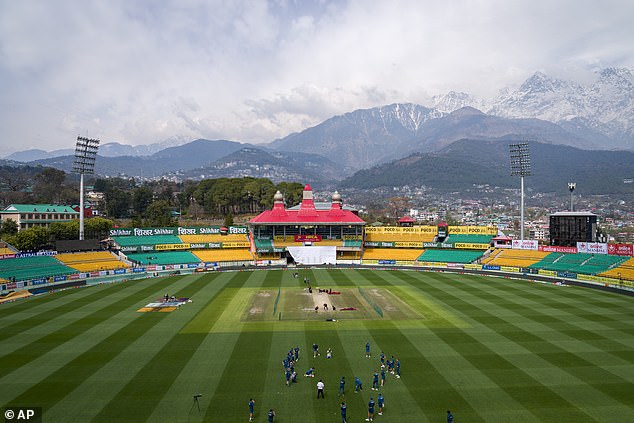 Englands fünfter Test gegen Indien findet in Dharamsala statt, wo der Dalai Lama seit 1959 im Exil lebt