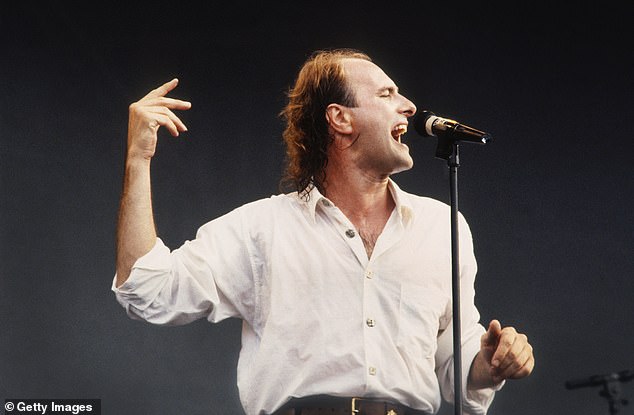 Der englische Sänger und Songwriter wurde vor allem als Frontmann der Rockgruppe Cockney Rebel bekannt (Bild 1989).