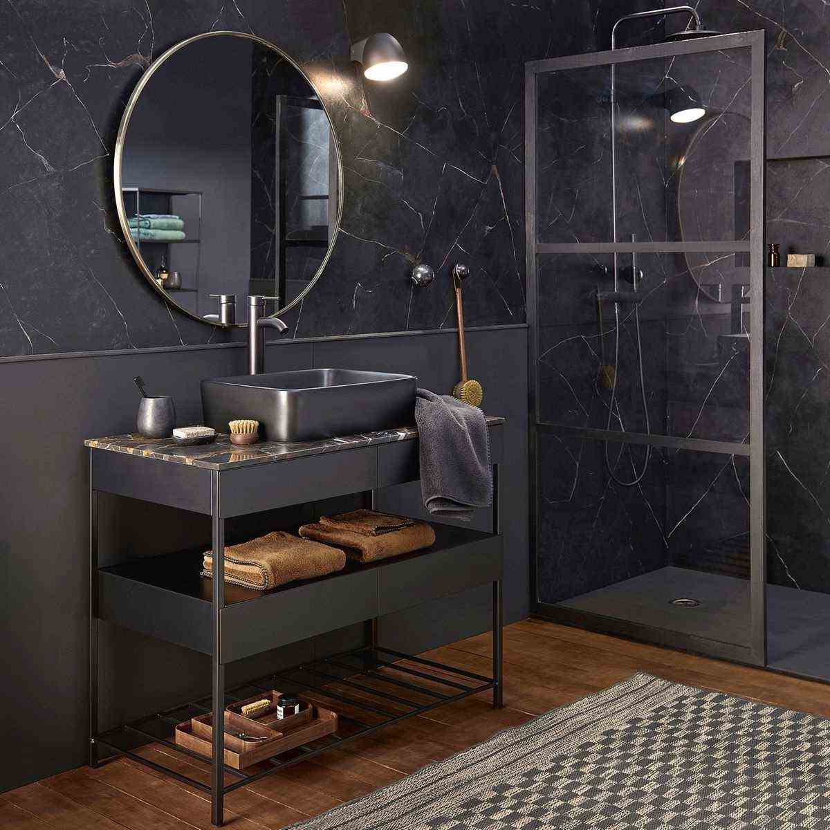 Luxurious black and wood bathroom