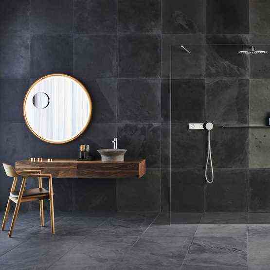 Black And Wood Bathroom -