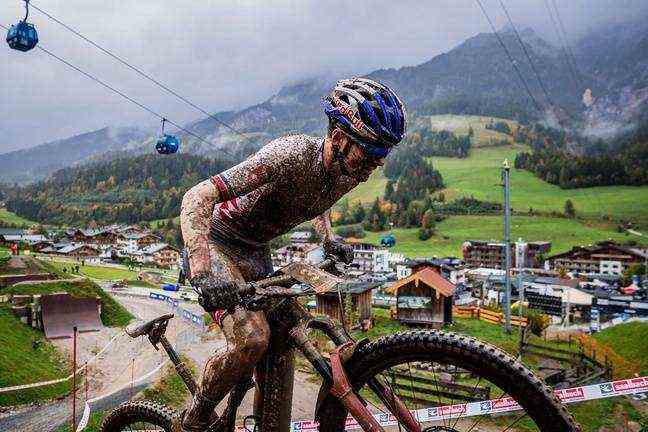 Briton Tom Pidcock won the last E-MTB World Championships in Leogang, Austria.  The route has been widely criticized by the riders of electric mountain bikes. 