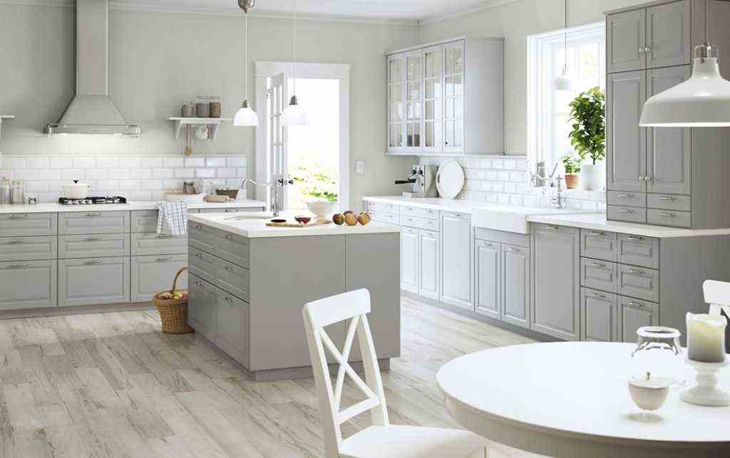 White And Pearl Gray Kitchen 