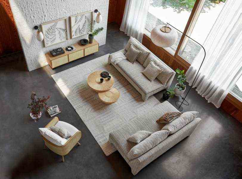 Beige And White Living Room Cannage 