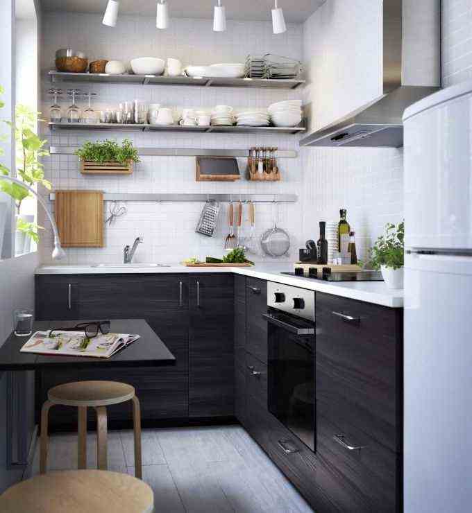 Graphic Kitchenette To Enlarge Space - 