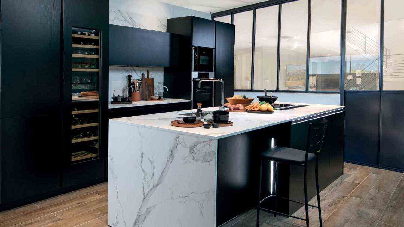 Black And Marble In The Denver Kitchen