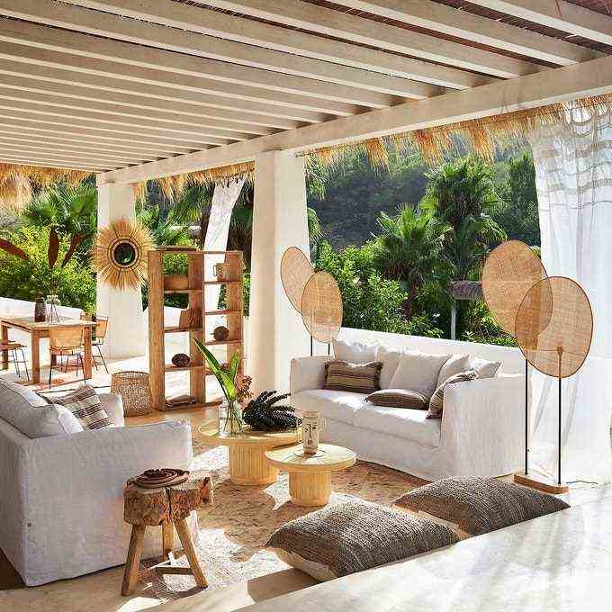 Comfortable Oriental Sofa For An Outdoor Living Room