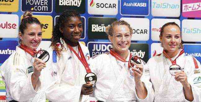 On August 29, 2019 in Tokyo, Marie-Eve Gahié was crowned world champion, Margaux Pinot (right) had finished in bronze.