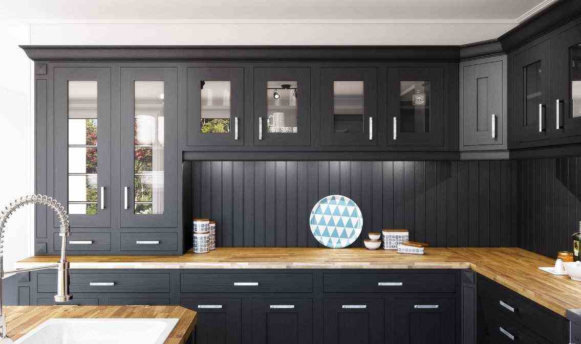 Country chic black and wood kitchen 