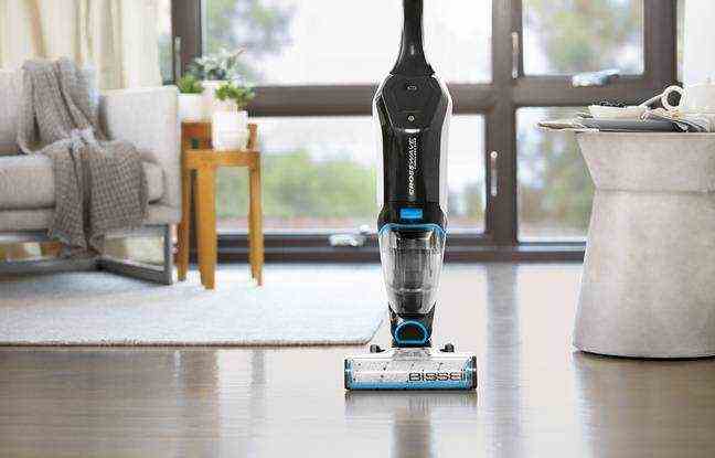 The CrossWave Cordless Max holds upright automatically.