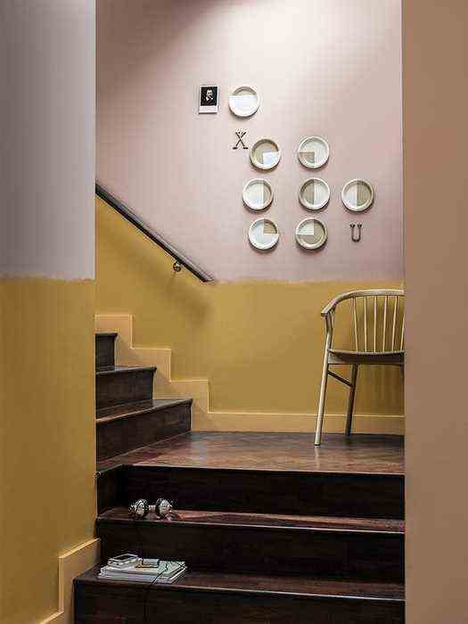 Two-tone hallway paint with plinth 