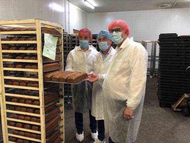 Gérald Darmanin and Laurent Pietraszewski in the France cake tradition factory, in Tourcoing, June 18, 2021.