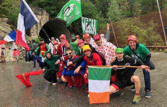 About twenty ASSE supporters encouraged the runners on Sunday in Savoie.