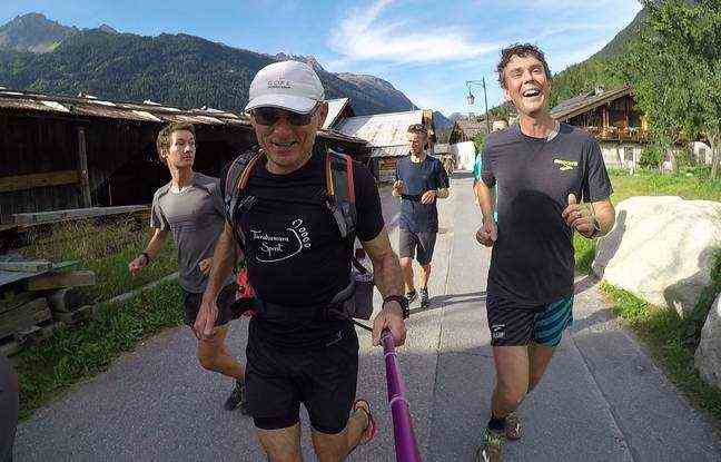 In 2015, Patrick Salmon found himself alongside the American ultra-traileur Scott Jurek (right) during a walk around Chamonix during the UTMB.