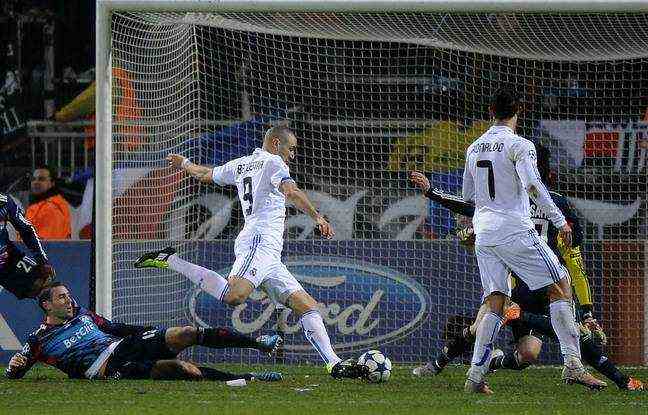 When he scored, for his return to Gerland in the Real jersey, in the round of 16 first leg of the Champions League (1-1) in February 2011, Karim Benzema had not celebrated his goal.