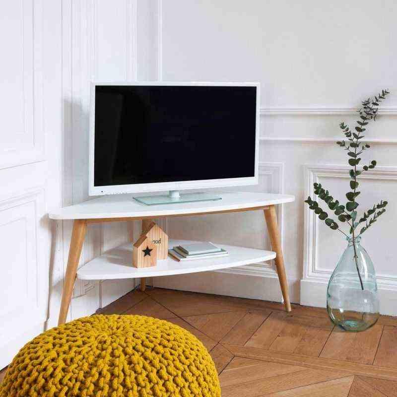 White Screen For A Nordic Decor At The Top 