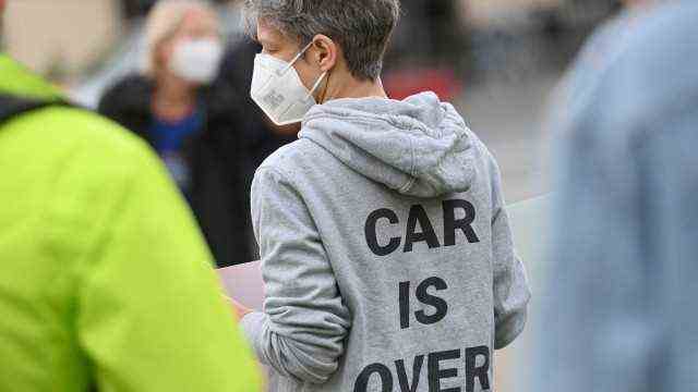 Protest action 'Autobahn free for IAA demo'
