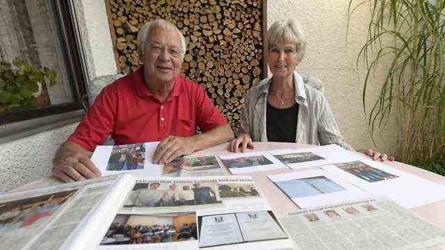 Nguyen and Dauser: The photo albums and newspaper clippings that the discoverer of gymnastics star Marcel Nguyen, Ursula Staudter, collected over her long work as a trainer, cover the whole table.