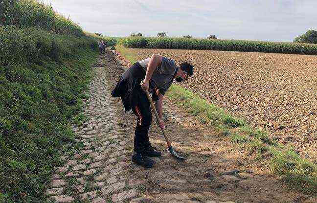 For twenty years, the students of the horticultural high school of Raismes have been retyping the cobblestones of Paris-Roubaix as part of their schooling