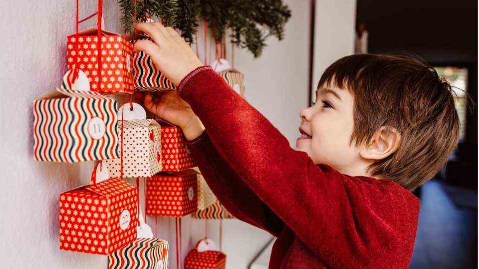 Advent calendars for children shorten the waiting time until Christmas for the little ones in the family.