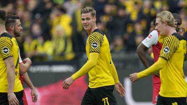 Borussia Dortmund without Haaland: First Bundesliga goal six minutes after substitution: Dortmund can use Steffen Tigges (center), where Haaland is injured, Donyell Malen is not in the best shape and Youssoufa Moukoko is on the way back after injury.