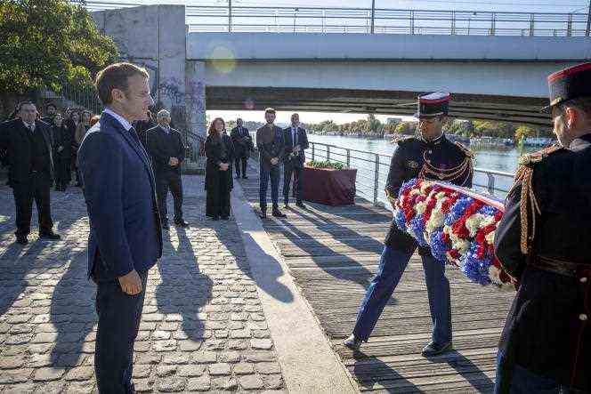 Emmanuel Macron, during the ceremony in tribute to the victims of the violent repression of a demonstration by Algerians, October 17, 1961. At the Pierre Lagravère departmental park, at the foot of the Pont de Bezons, Saturday October 16, 2021