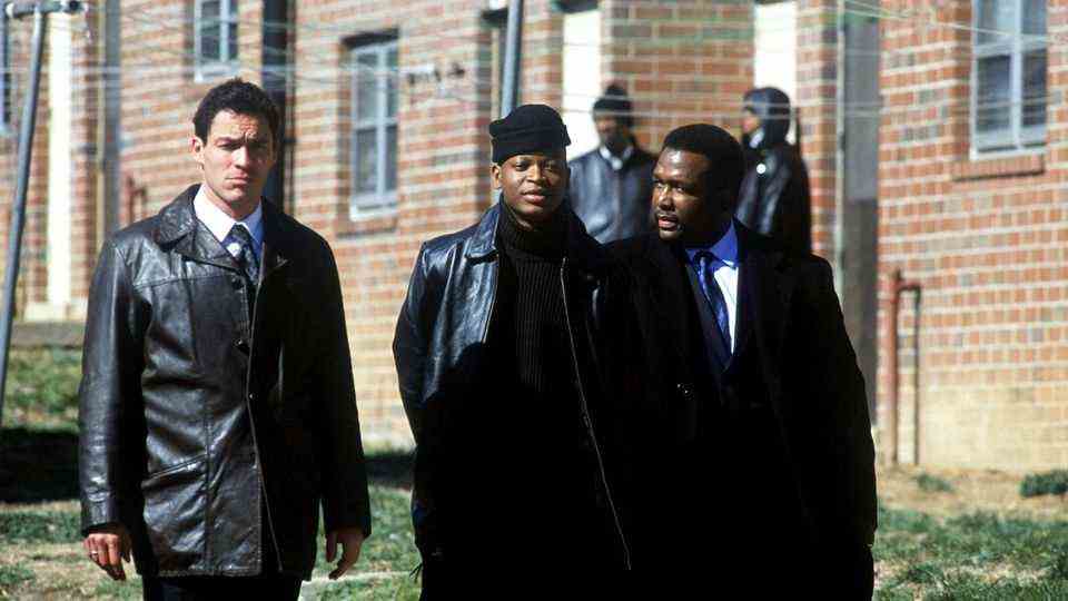 The characters Dominic West, Larry Gilliard Jr. and Wendell Pierce.
