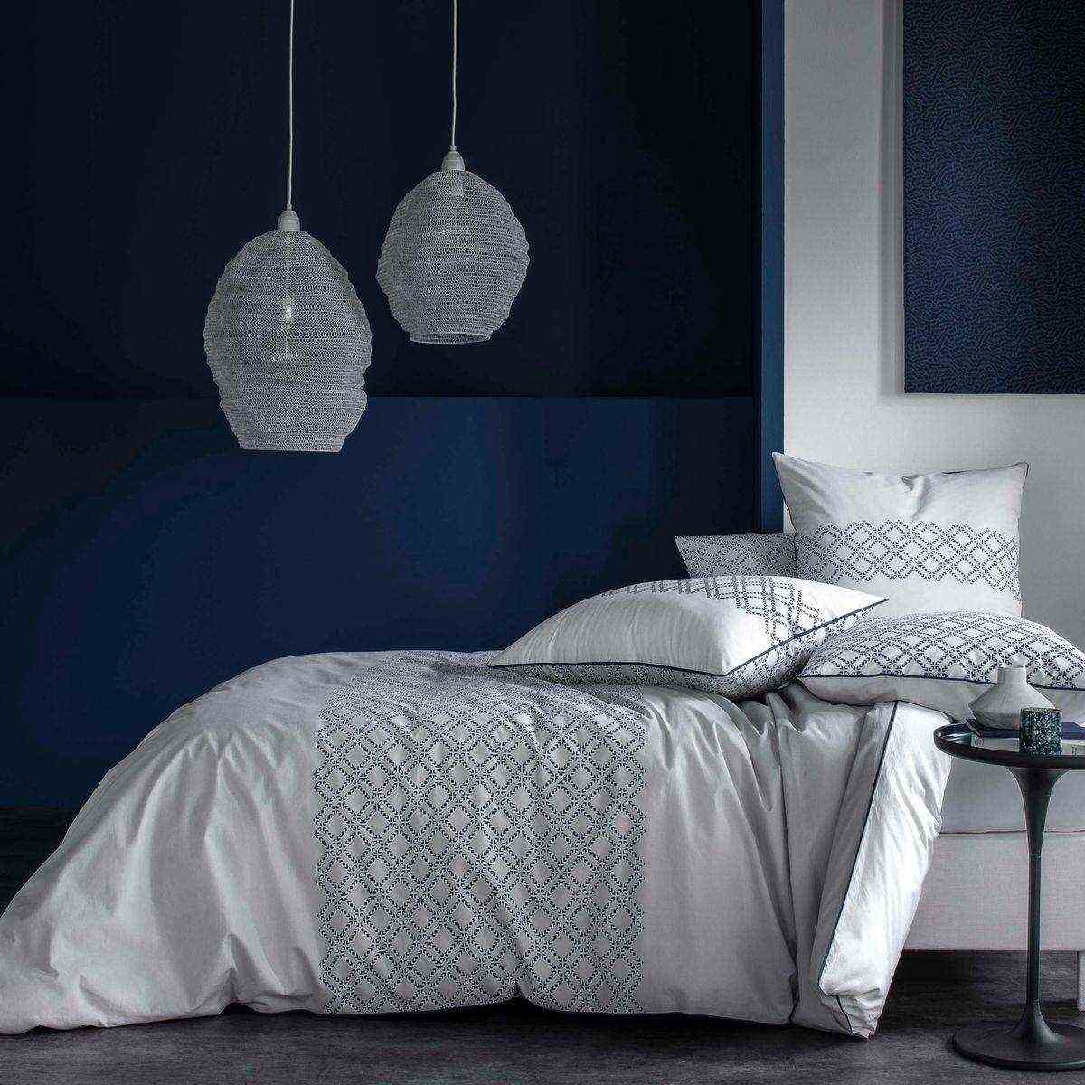 Night Blue And Pearl Gray 