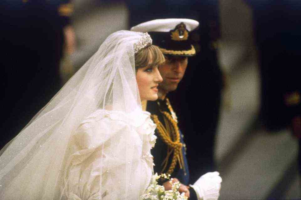 In July 1981 the time had come: Prince Charles and Diana Spencer stepped in front of the altar.  On that day, 40 years ago, Great Britain received its future queen as a present - at least that's what people thought at the time.