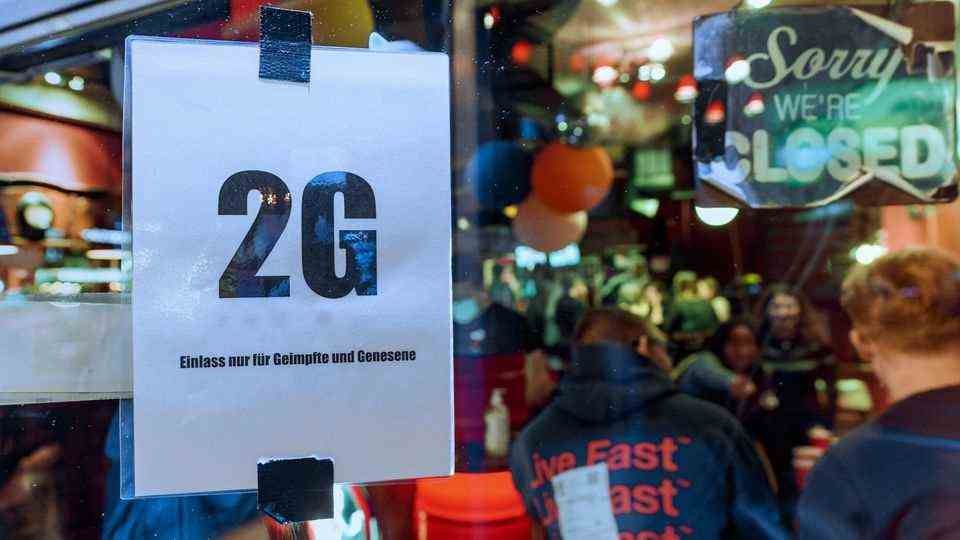 2G has been in effect in Hamburg since August, and now it is mandatory in restaurants and pubs