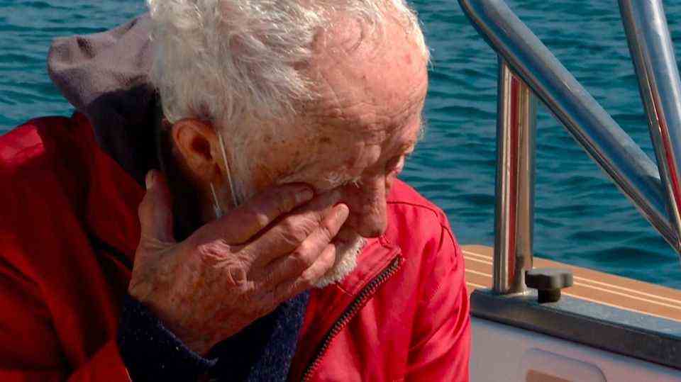 Robinson Crusoe of Italy sheds a tear when he has to leave his island after 30 years.