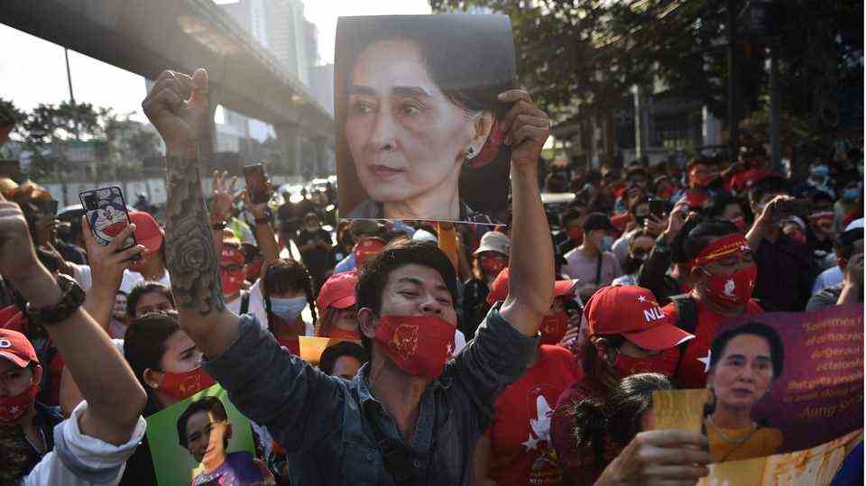 Myanmar migrants protest in Bangkok for Aung San Suu Kyi and against the military coup