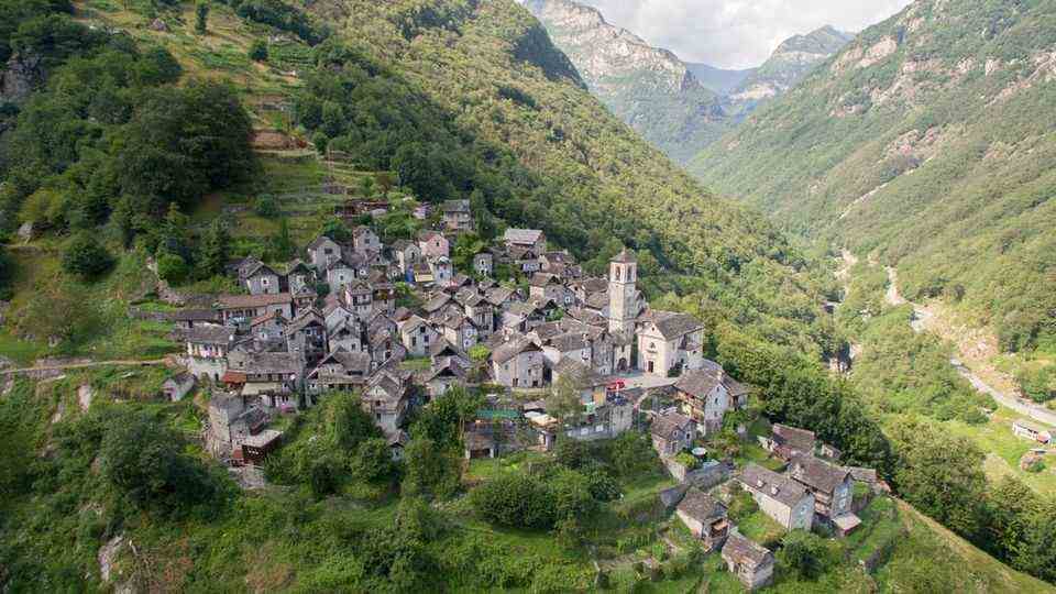 Mountain village Corippo