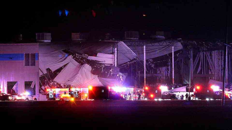 A tornado also raged in the US state of Illinois, partially collapsing the Amazon distribution center in Edwardsville