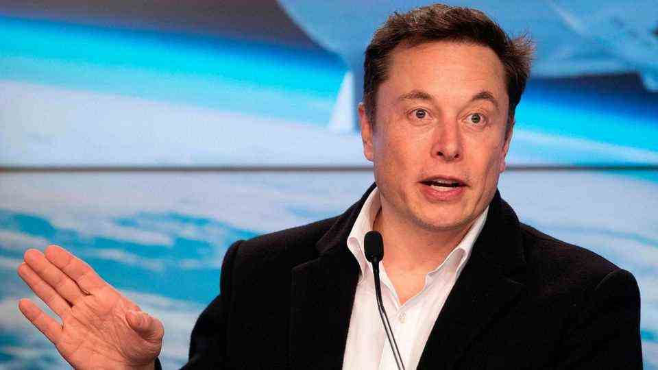 Thanks to Elon Musk's Twitter hara-kiri, Tesla had to write one of the thickest checks ever