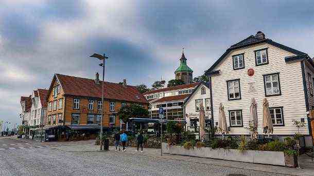 Bars und Restaurants in Norwegen: Das Land verschärft erneut die Corona-Regeln. (Quelle: Michael Runkel/imago images)