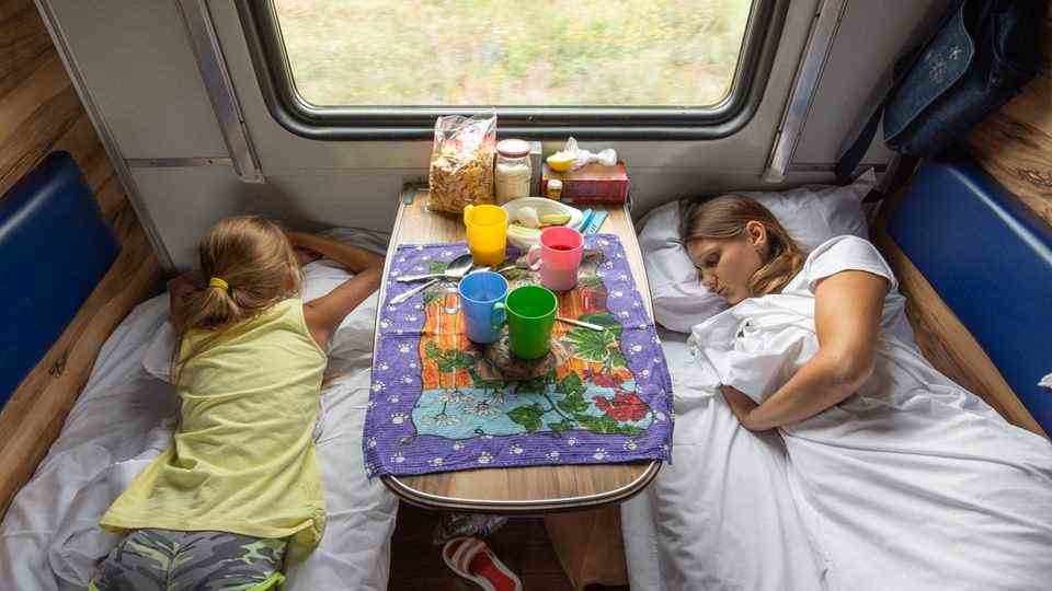 Family-friendly: relaxed travel in a sleeping car