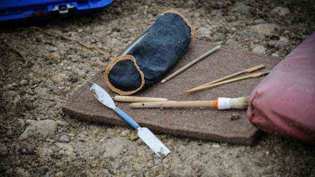 History: 11,500 finds have already been uncovered in Freiham with brushes, spatulas and other tools.