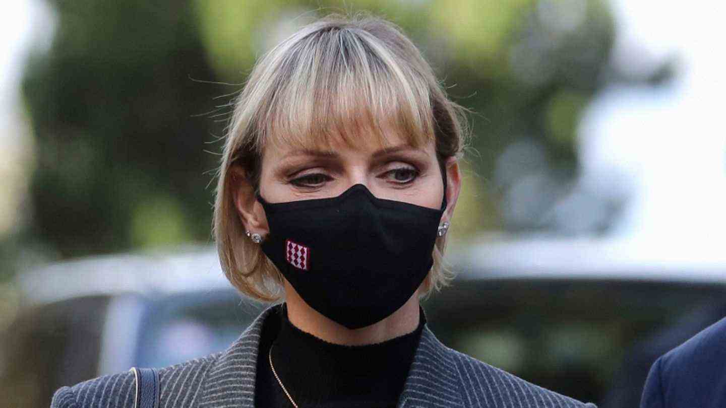 Charlène of Monaco wears a black mask