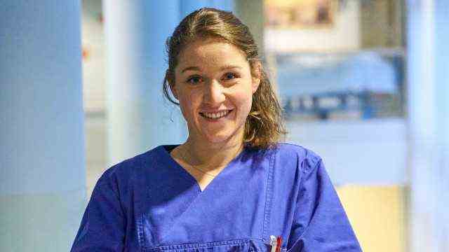 SZ column: On ward, episode 33: Julia Rettenberger works as an intensive care specialist in the Ebersberg district clinic.