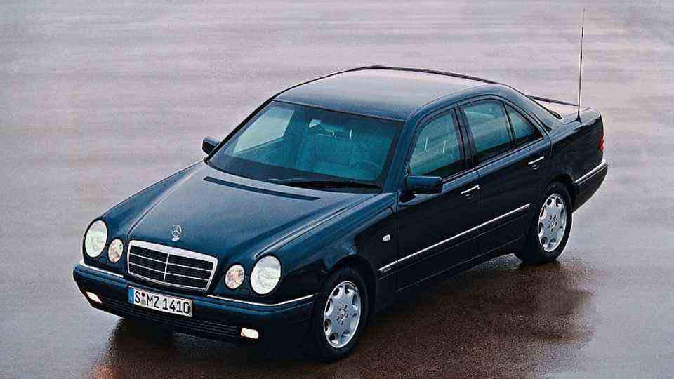 Mercedes E-Class of the W 210 series
