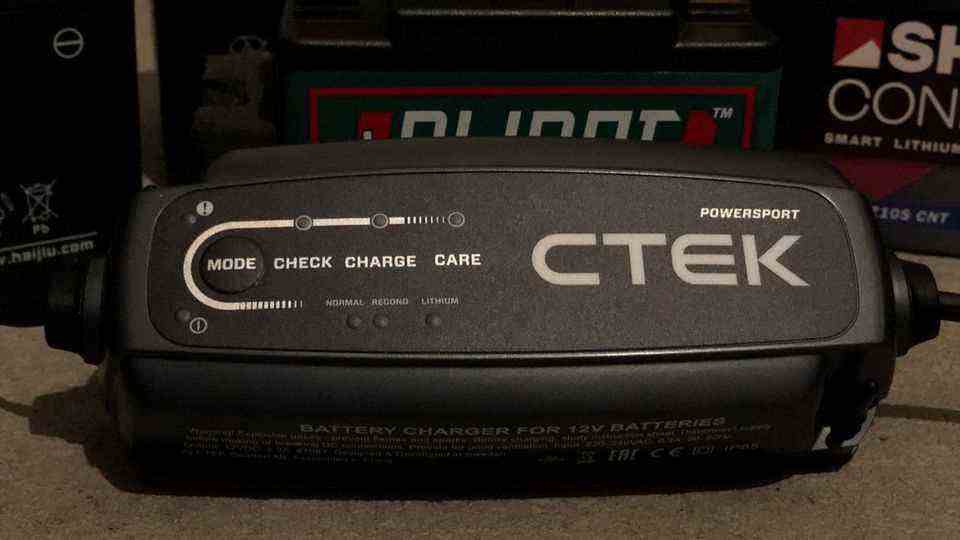 Ctek Powersport CT5 battery charger