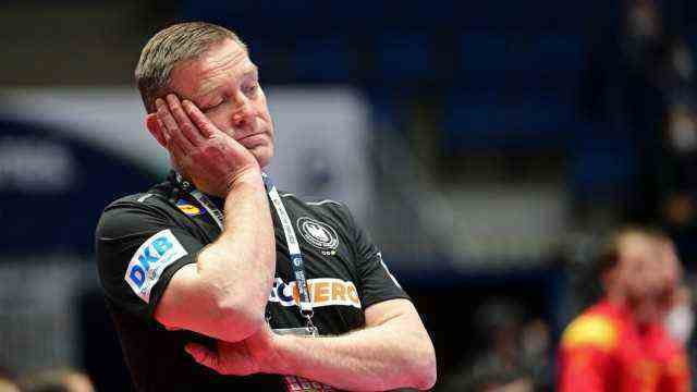 Germany at the European Handball Championship: National coach Alfred Gislason has little time to build up his players: Norway is already waiting for their next opponent on Friday.