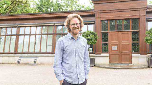 Ismaning: Proud host: Rasmus Kleine, head of the Kallmann Museum in the Ismaninger Schlosspark.