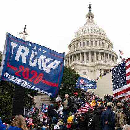 Trump supporters in front of the US Capitol in Washington.  (Archive picture: 01/06/2021) |  AP