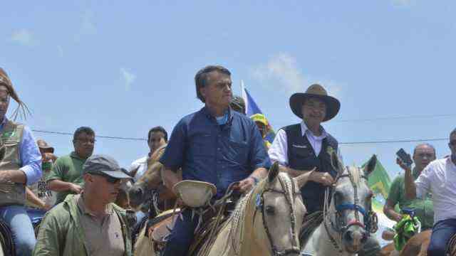 Pesticides: Brazilian President Jair Bolsonaro on horseback during a visit to the province in February.