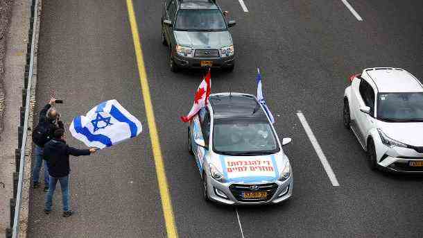 Israel: Vorbild für den sogenannten "Freiheits-Konvoi" waren wohl die Proteste von Truckern in Kanada. (Quelle: Reuters/Ronen Zvulun)
