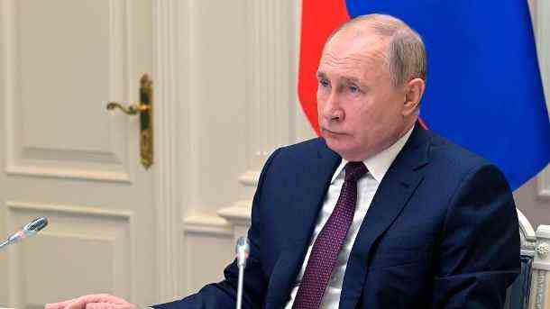 Wladimir Putin: Der russische Präsident hat entgegen seiner Ankündigungen russische Soldaten nicht aus Belarus abgezogen. (Quelle: dpa/Alexei Nikolsky/Pool Sputnik Kremlin/AP)